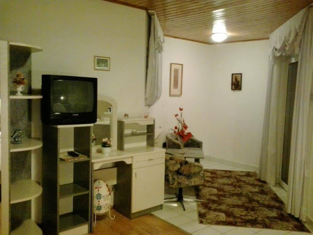 Ferienwohnung Haus Kati Hévíz Exterior foto