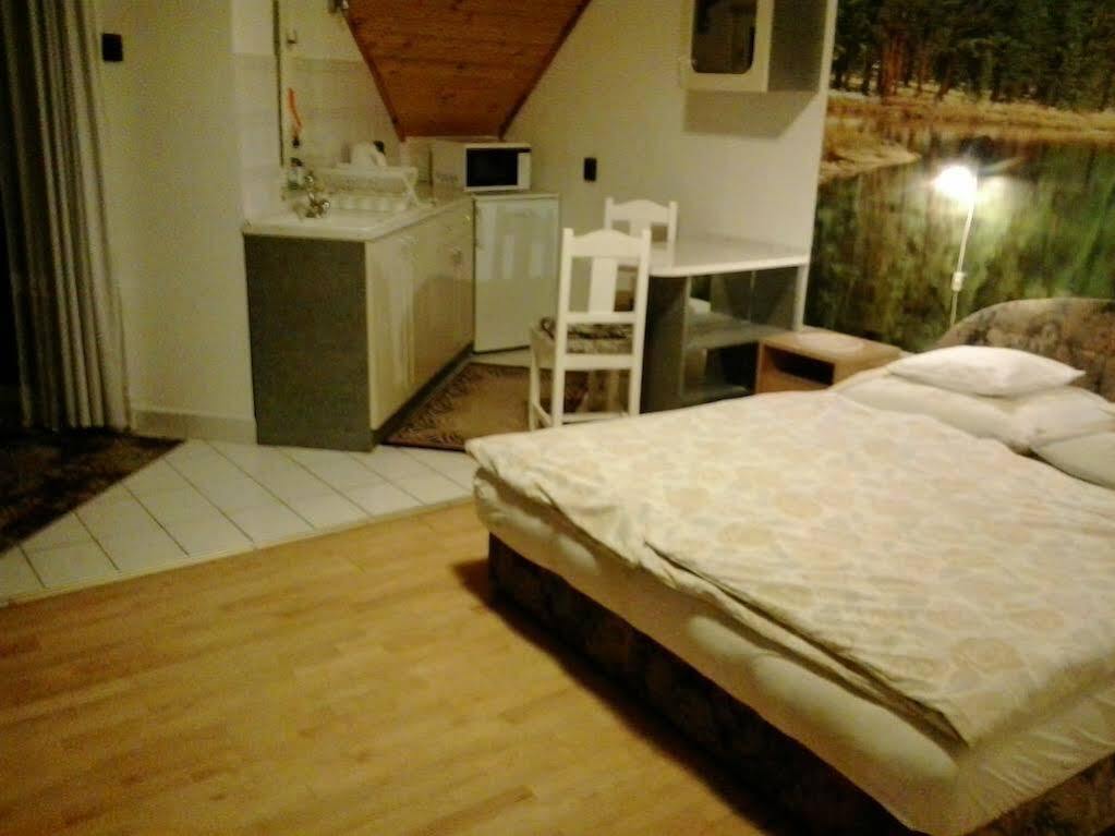 Ferienwohnung Haus Kati Hévíz Exterior foto